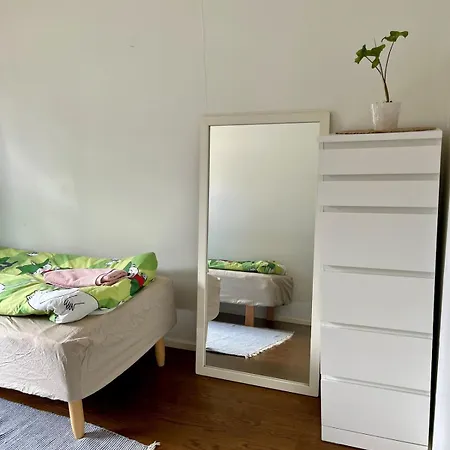 Saunallinen Kolmio Kahdella Autopaikalla Jyväskylä