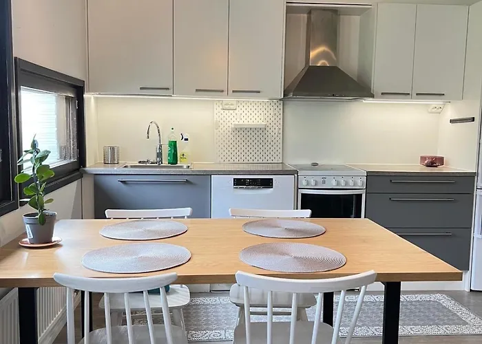 Saunallinen Kolmio Kahdella Autopaikalla 公寓 Jyväskylä